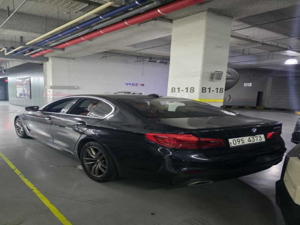 BMW 5 Series - Vista 3