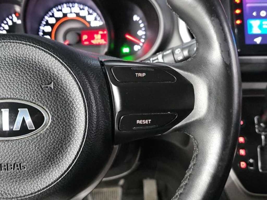 KIA Ray - Vista 8
