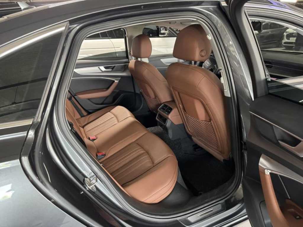 Audi A6 - Vista 4