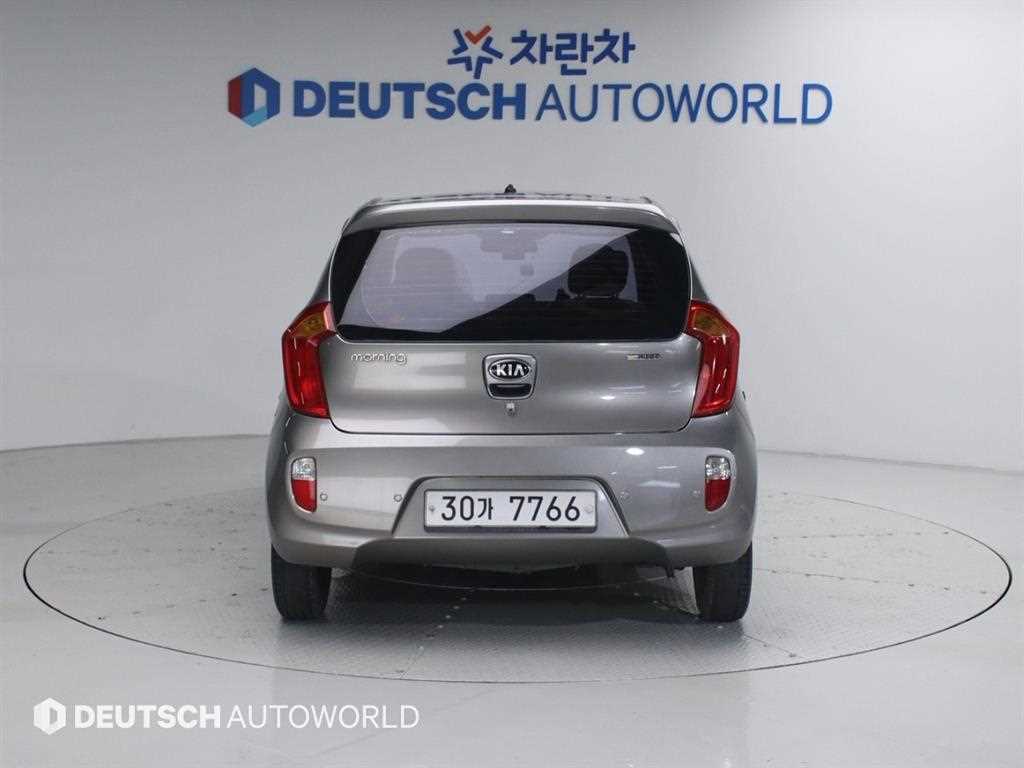 KIA Morning - Vista 4