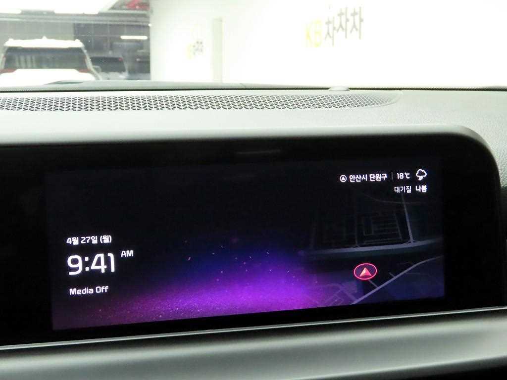 KIA Seltos - Vista 8