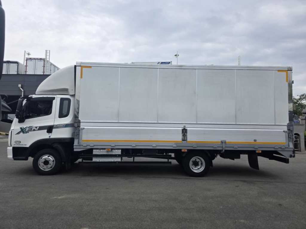 medium and large cargo truck - Vista 4