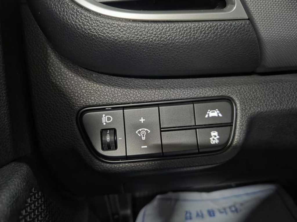 KIA Seltos - Vista 9