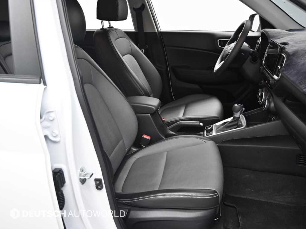 HYUNDAI Venue - Vista 10