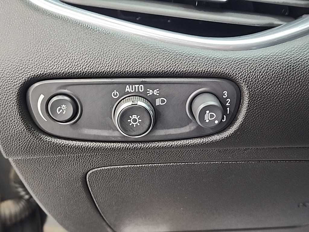 Chevrolet Malibu 2019 Negro - Importación desde Corea - HF Imports Iquique - Foto 17
