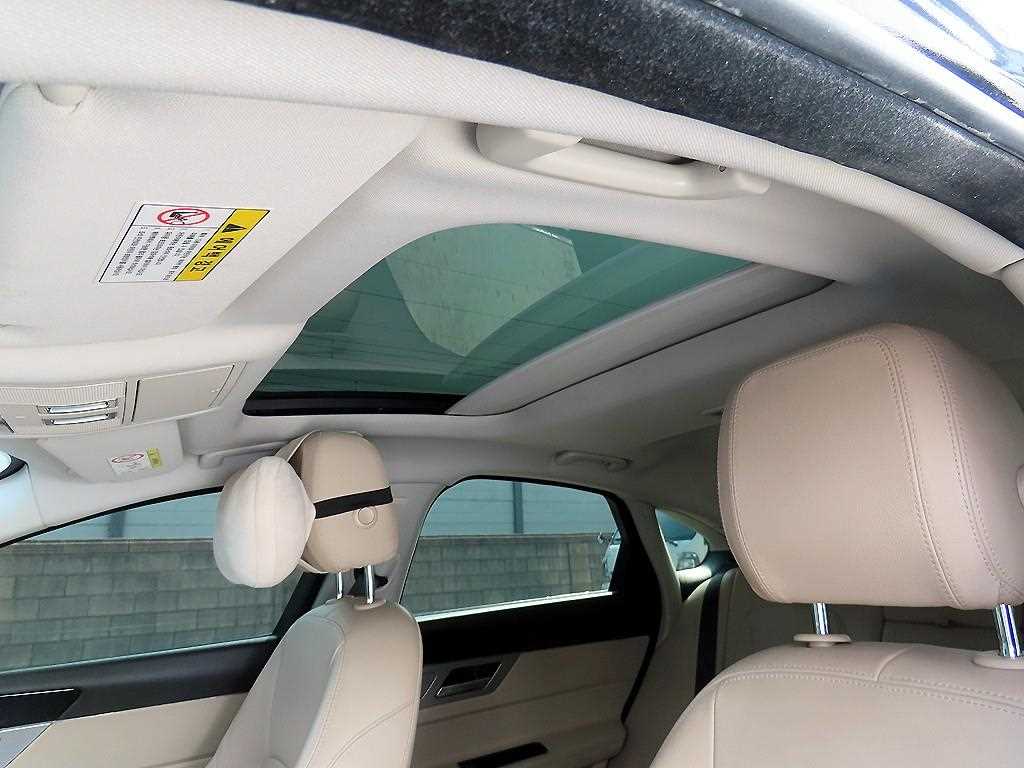 Jaguar XF 2017 Negro - Importación desde Corea - HF Imports Iquique - Foto 18