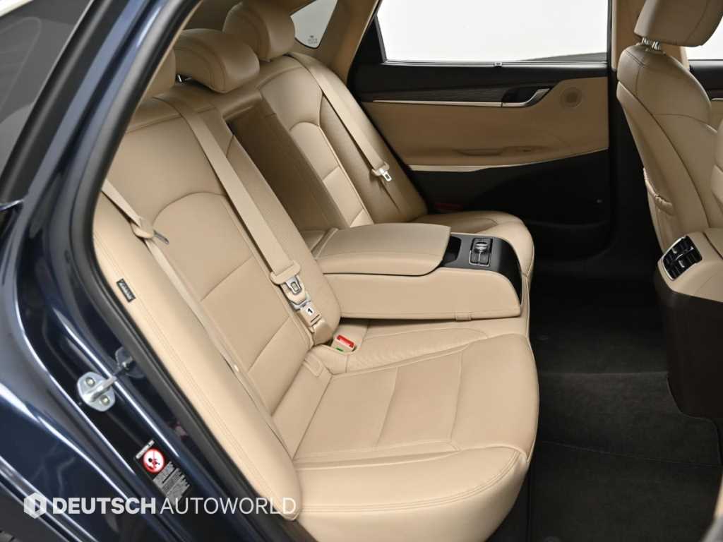 HYUNDAI Grandeur - Vista 12
