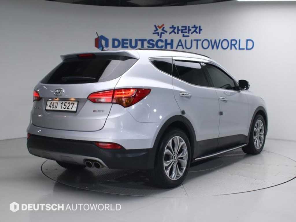 HYUNDAI Santa Fe - Vista 2