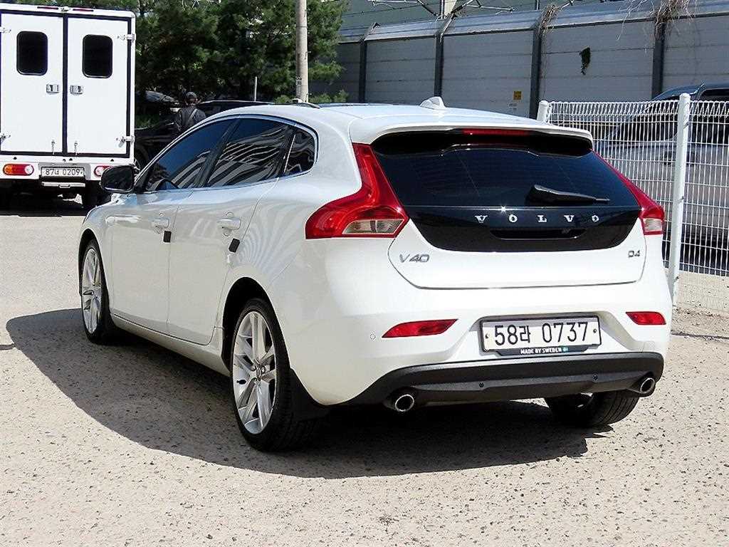 Volvo V40 - Vista 3