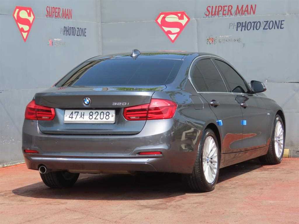 BMW 3 series - Vista 3