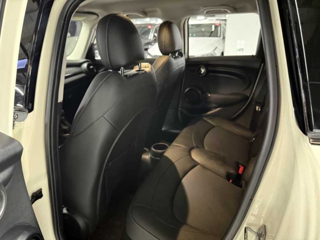 Mini Cooper - Vista 10