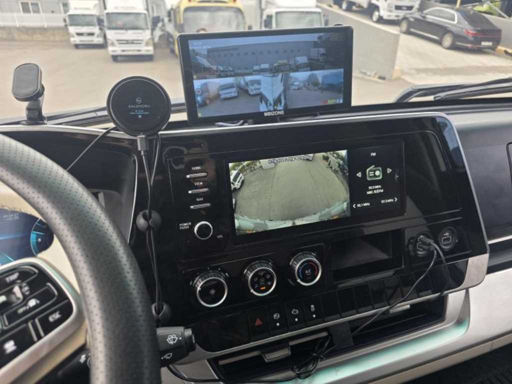 medium and large cargo truck 2024 Blanco - Importación desde Corea - HF Imports Iquique - Foto 15