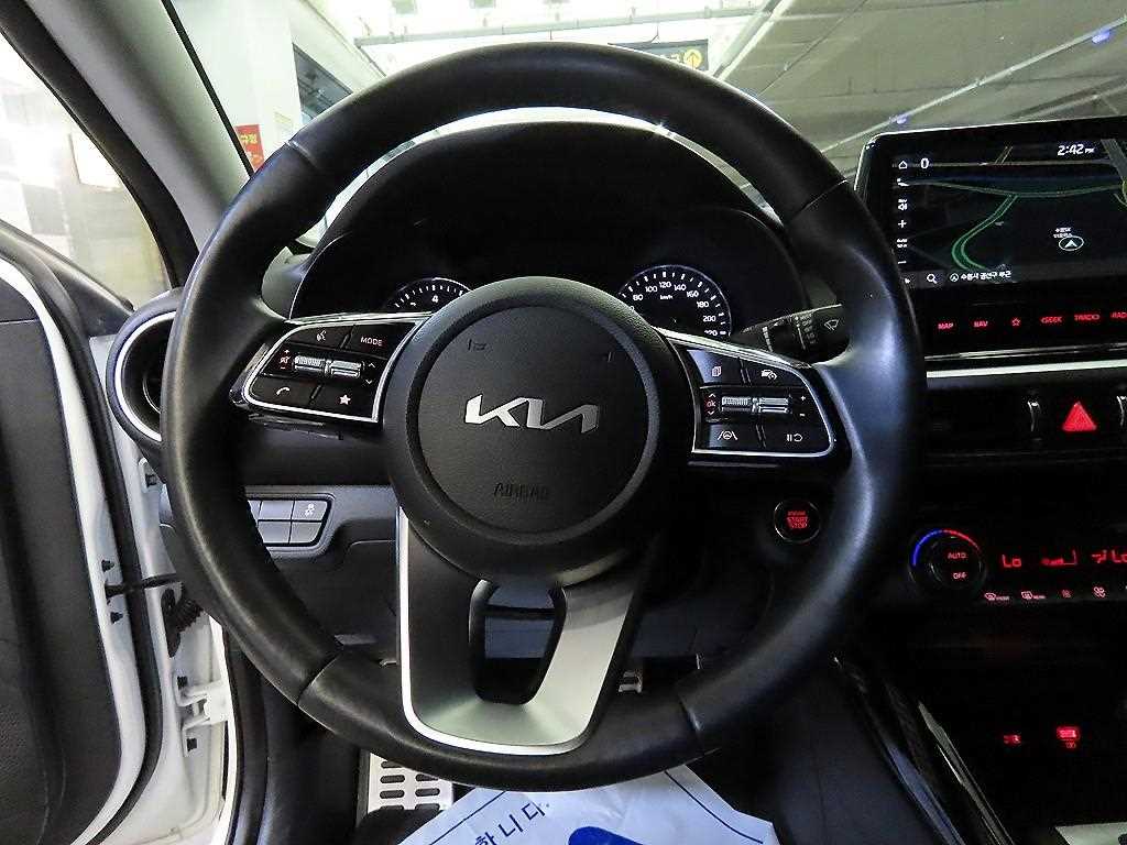 KIA K3 - Vista 8