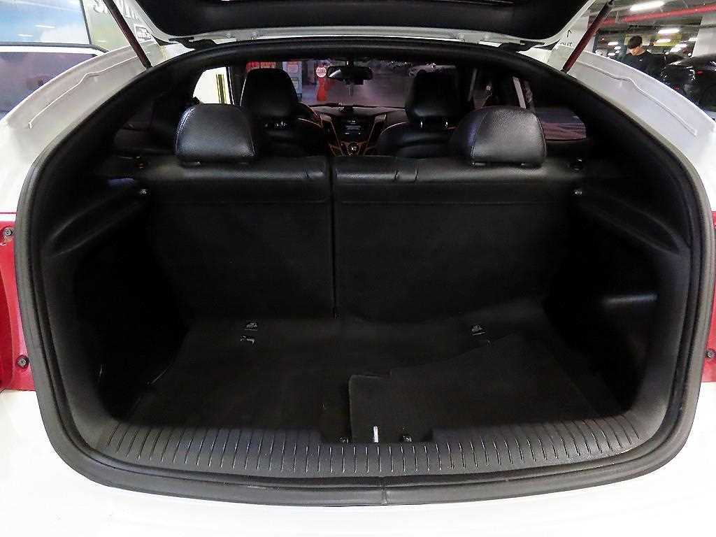 HYUNDAI Veloster 2016 Blanco - Importación desde Corea - HF Imports Iquique - Foto 18