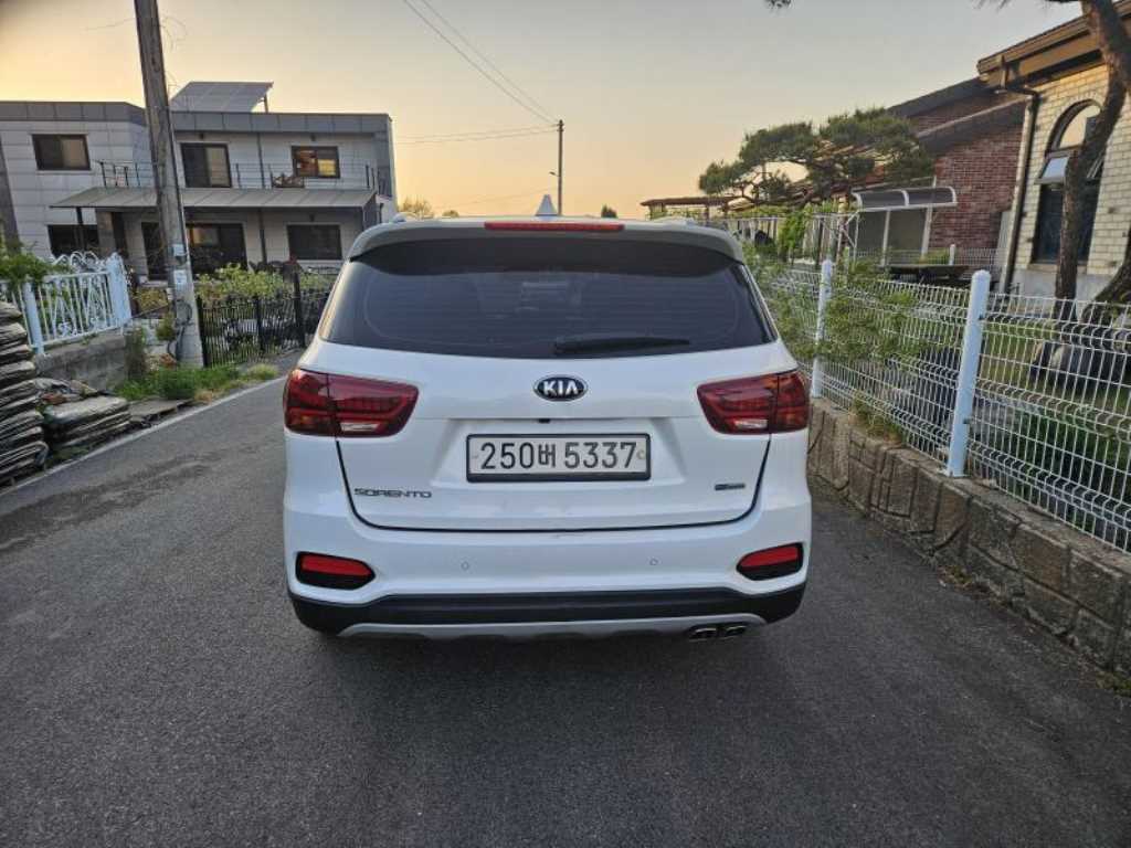 KIA Sorento - Vista 3