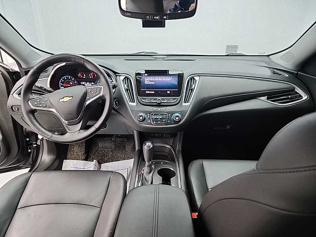Chevrolet Malibu - Vista 7