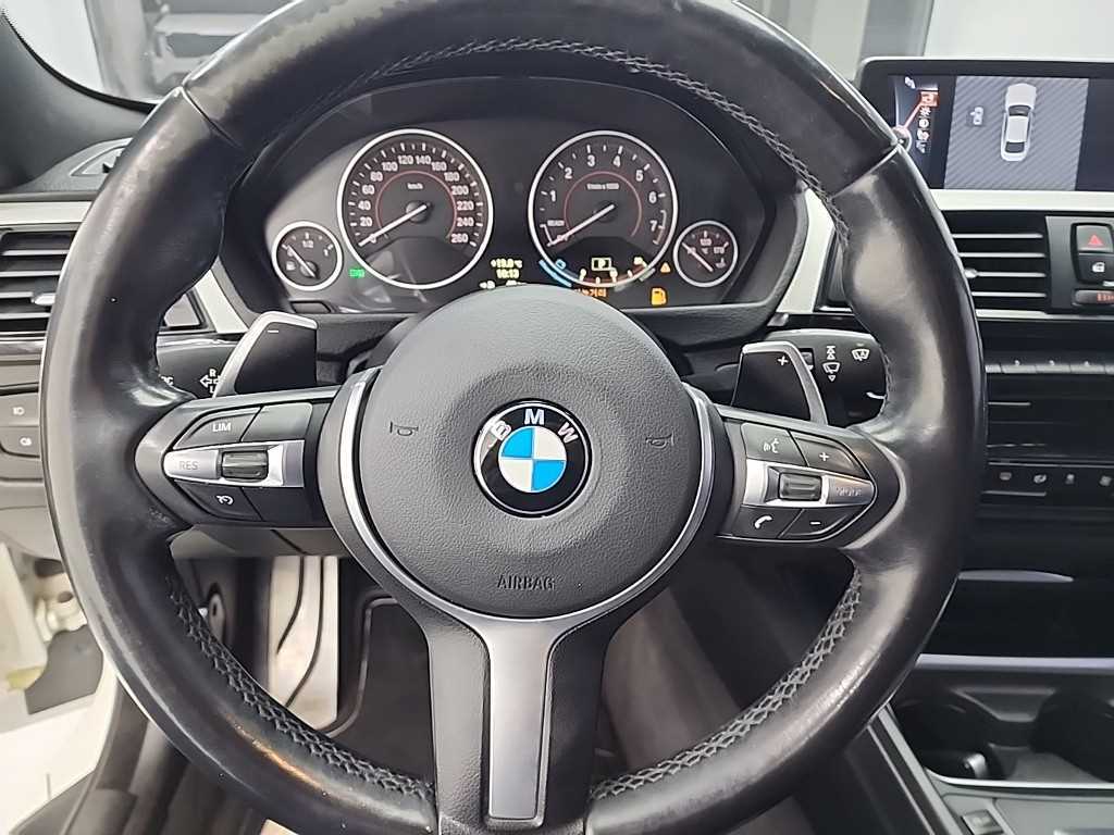 BMW 4 Series - Vista 9