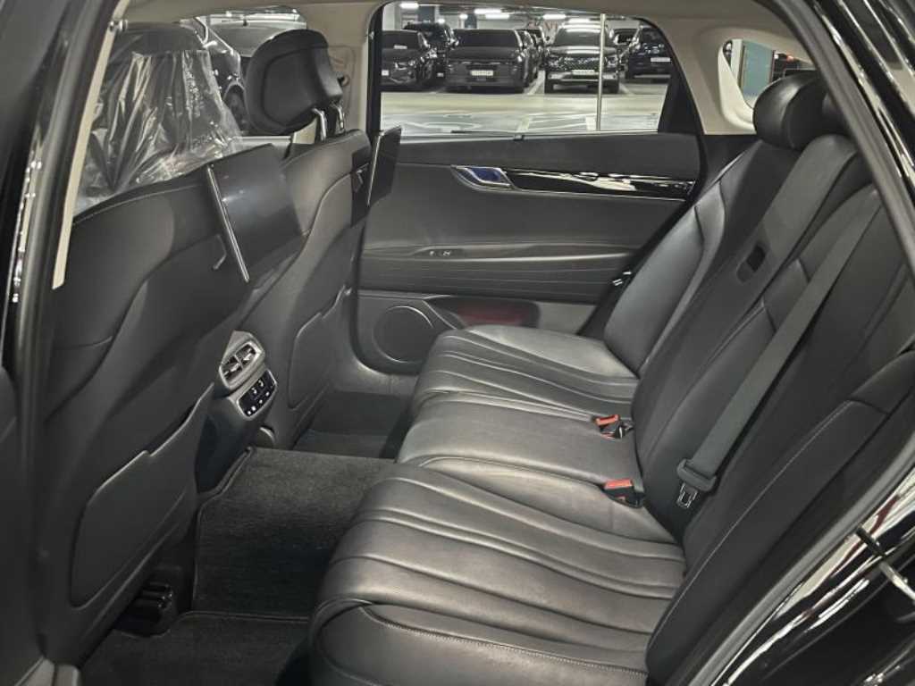Genesis G80 - Vista 7