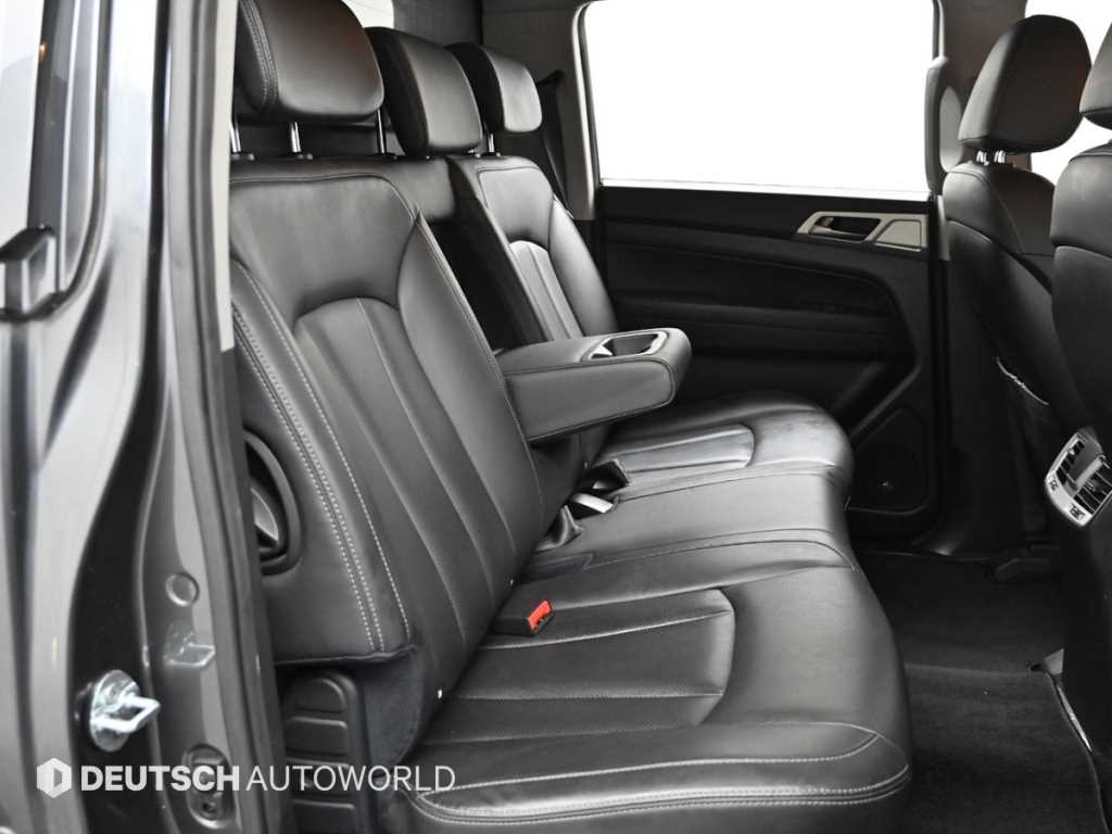 Ssangyong Rexton - Vista 12