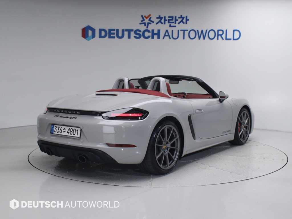 Porsche 718 - Vista 2