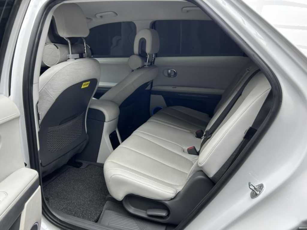HYUNDAI Ioniq 5 - Vista 6