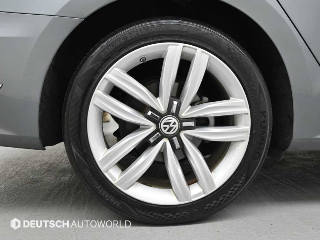 Volkswagen Passat - Vista 5