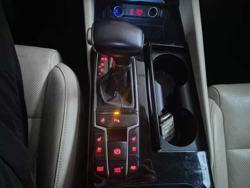 KIA K7 - Vista 12