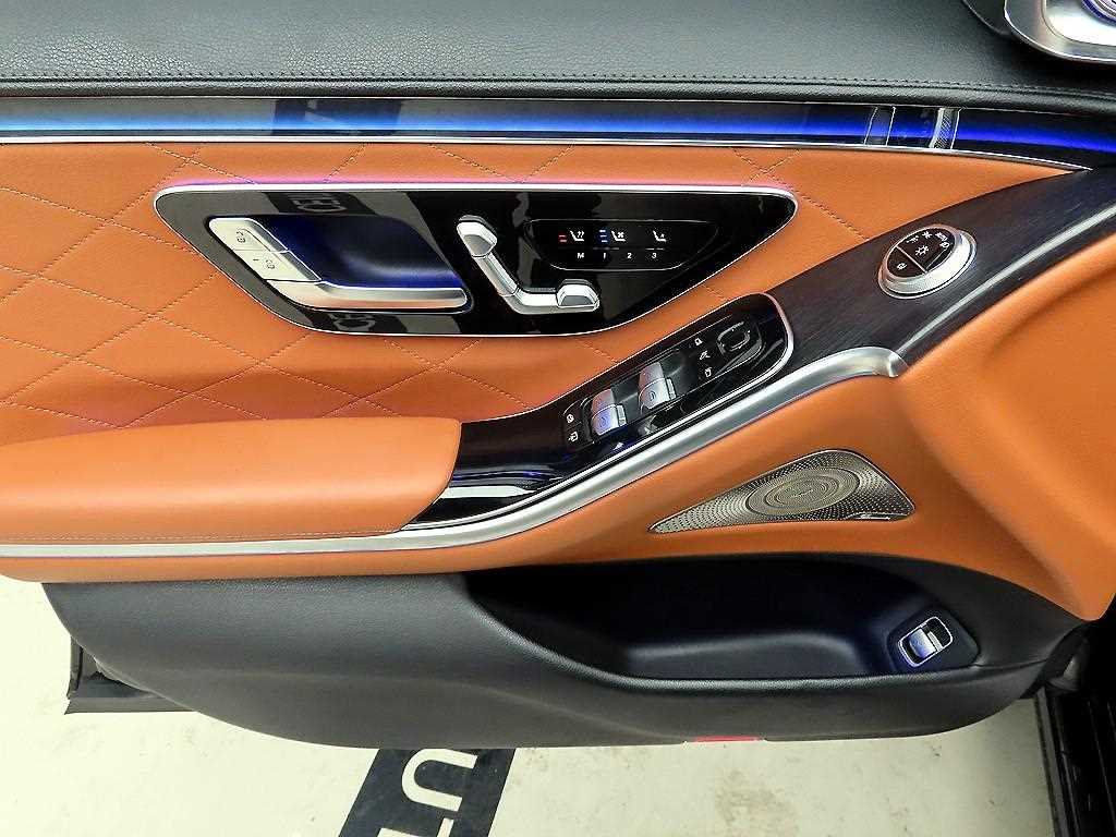 Mercedes Benz S Class - Vista 11