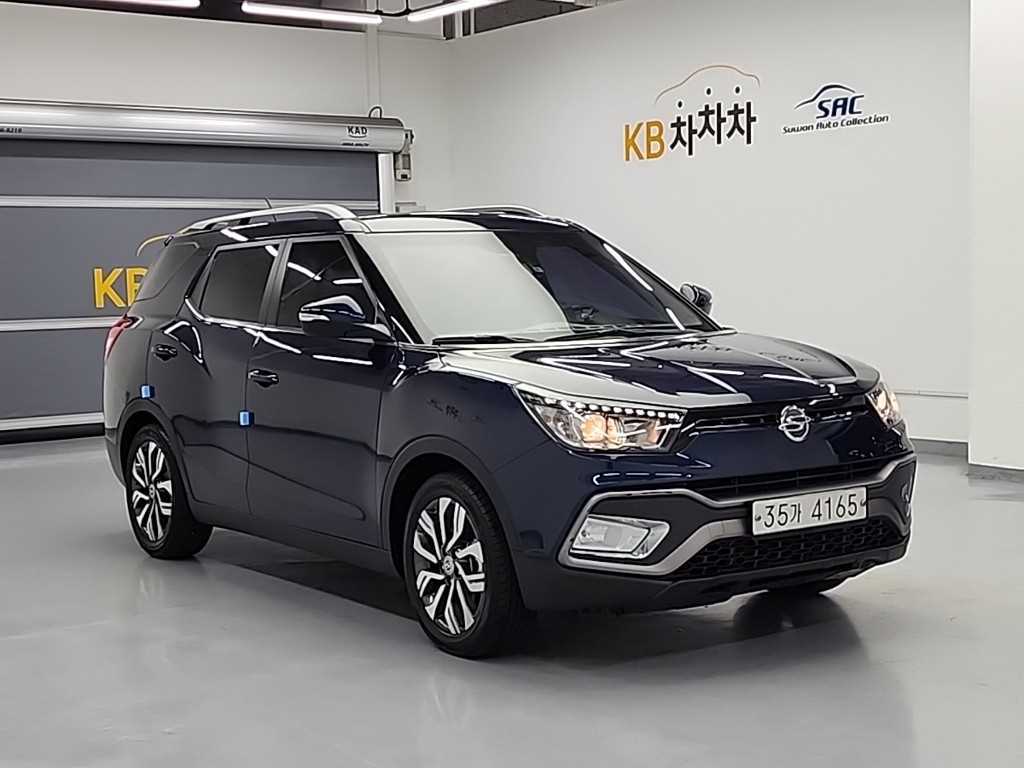 Ssangyong Tivoli - Vista 4