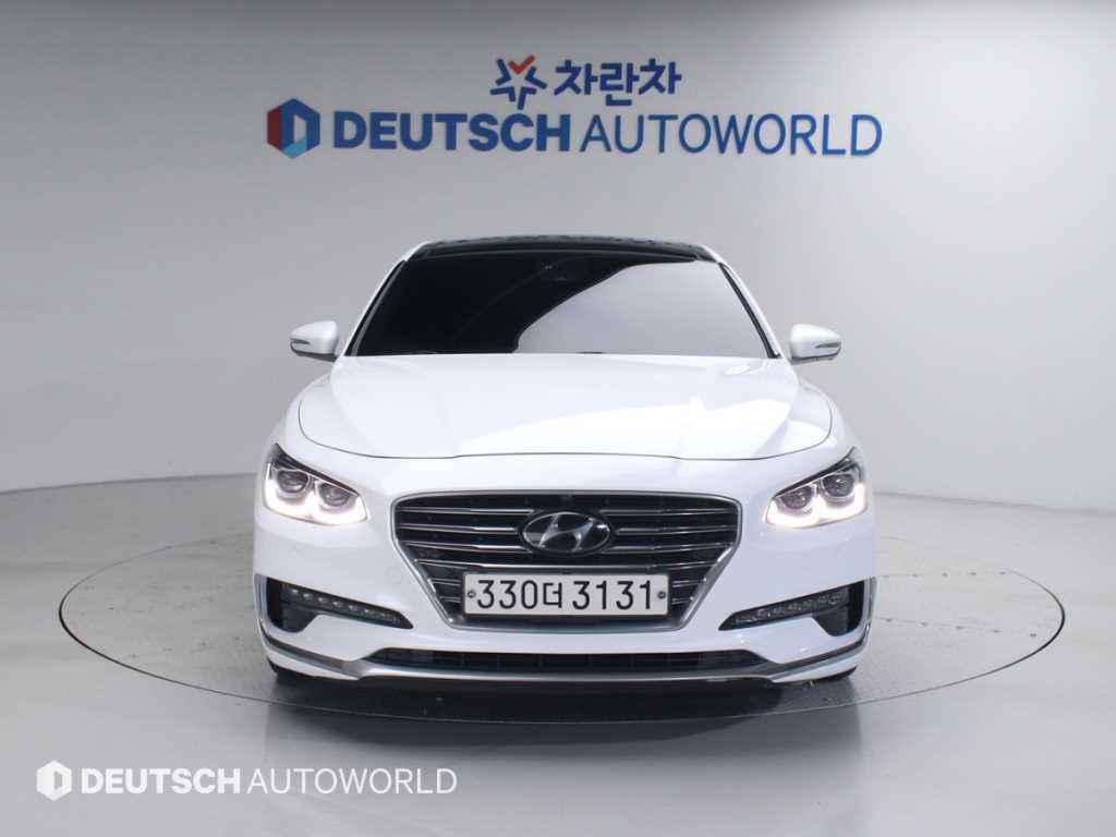 HYUNDAI Grandeur - Vista 3