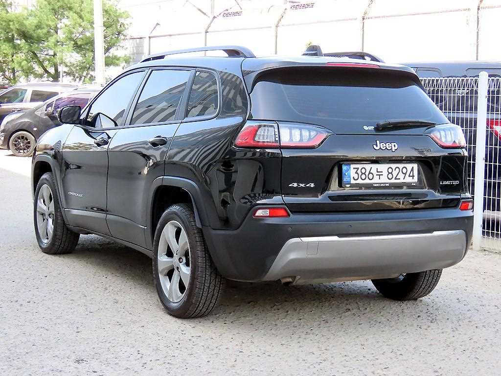Jeep Cherokee - Vista 3