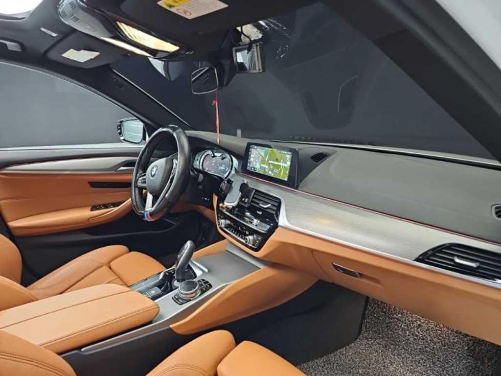 BMW 5 Series 2018 Blanco - Importación desde Corea - HF Imports Iquique - Foto 18