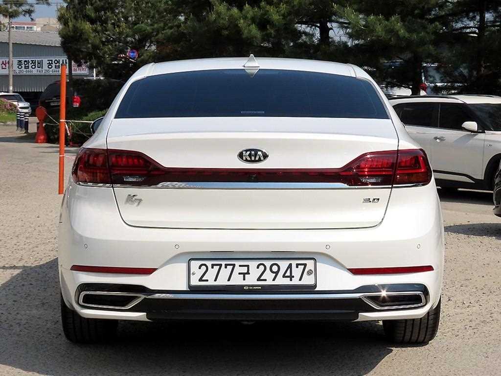 KIA K7 - Vista 4