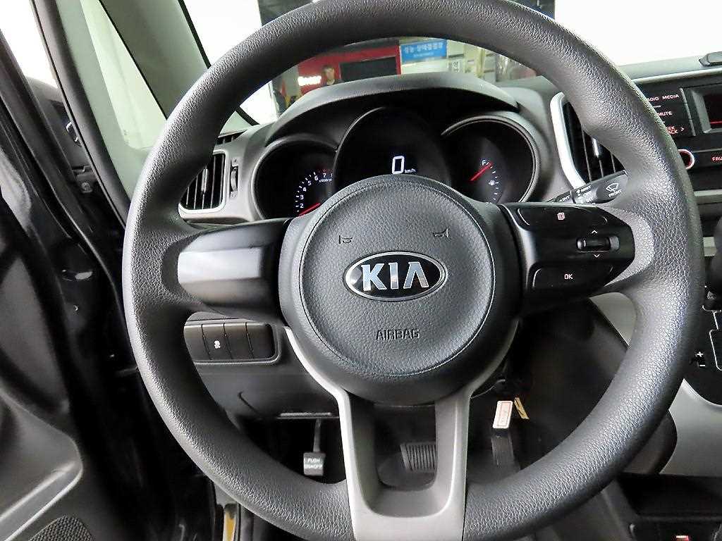 KIA Ray - Vista 9
