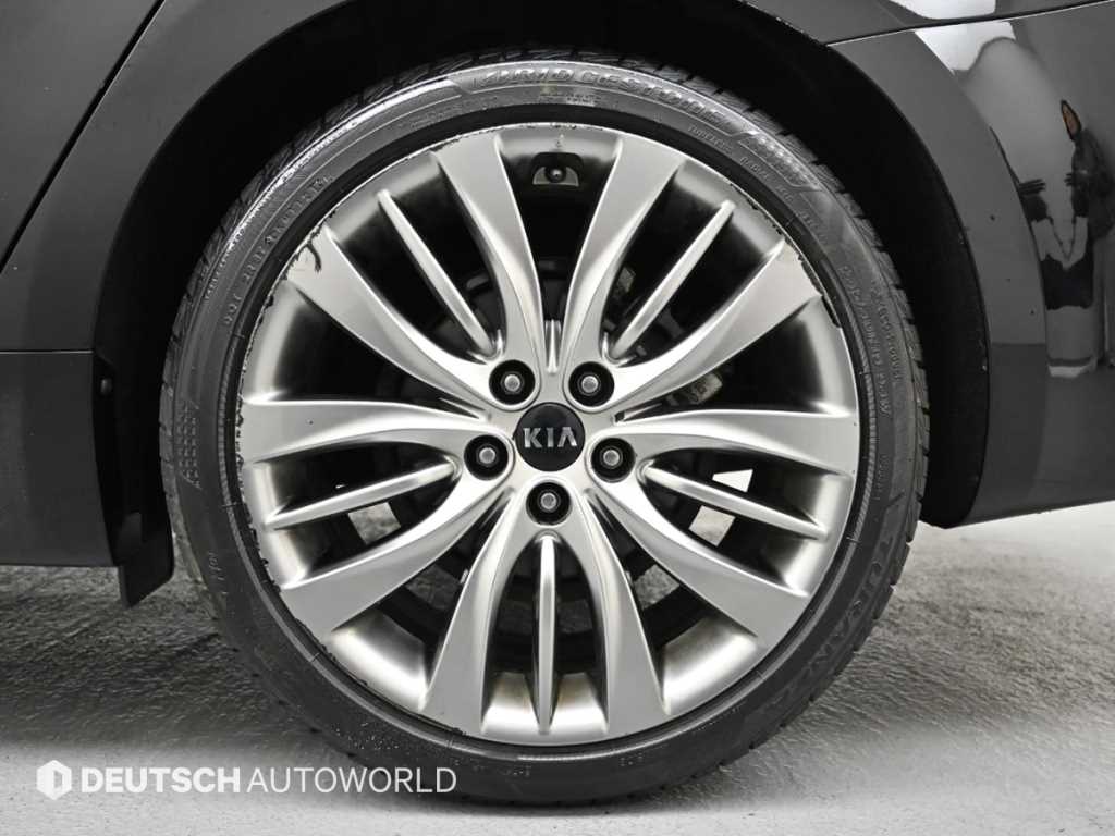 KIA K7 - Vista 6