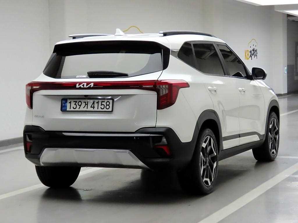 KIA Seltos - Vista 4