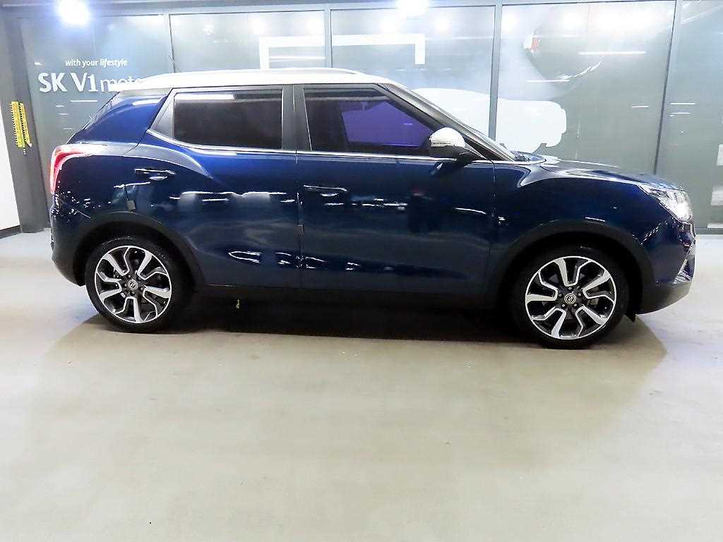 Ssangyong Tivoli - Vista 3