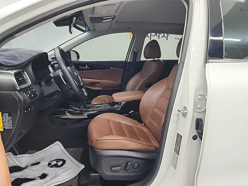 KIA Sorento - Vista 11