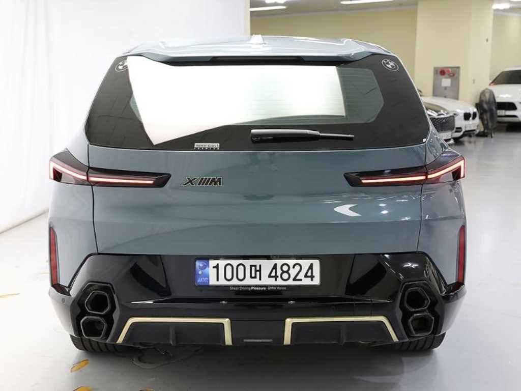BMW XM - Vista 6