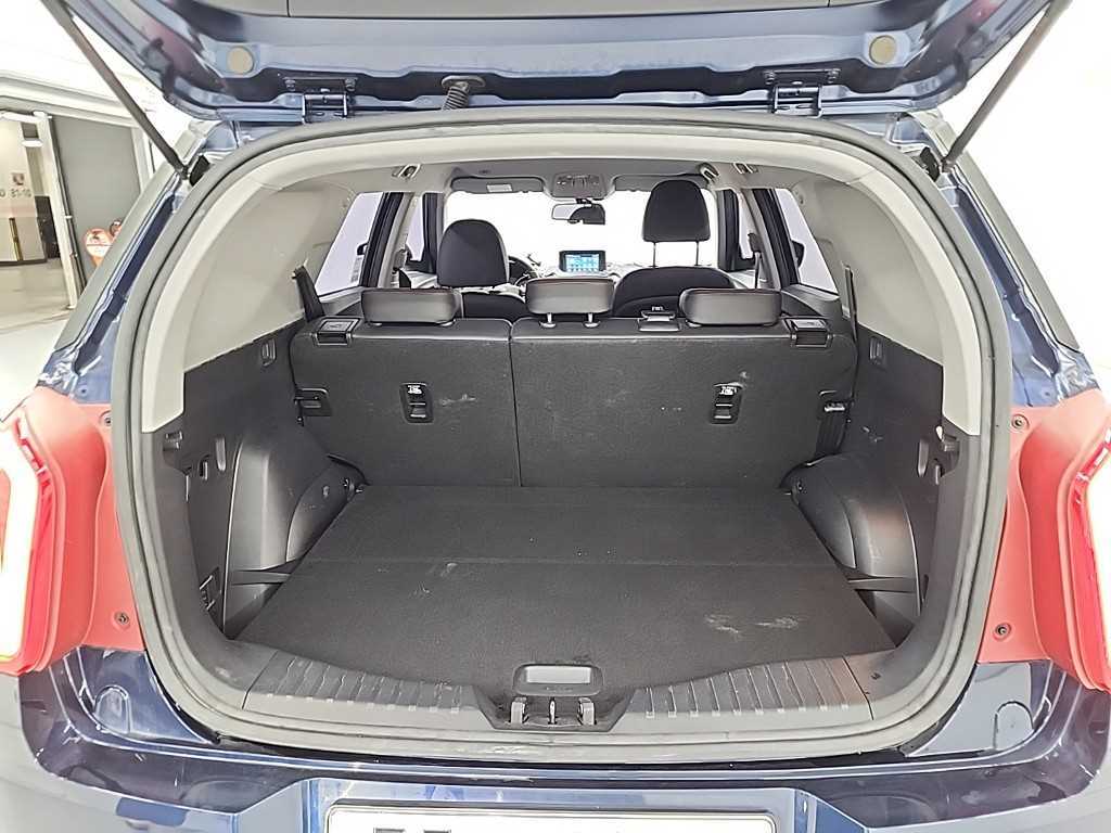 Ssangyong Tivoli 2018 Azul - Importación desde Corea - HF Imports Iquique - Foto 18