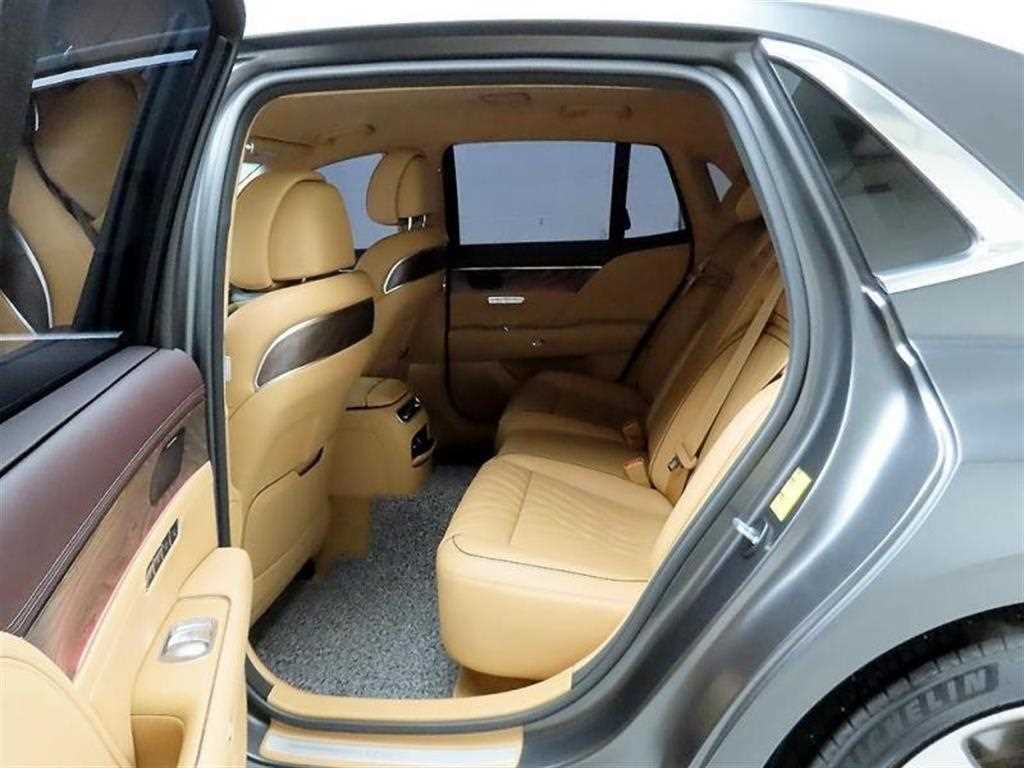 Genesis G90 - Vista 4