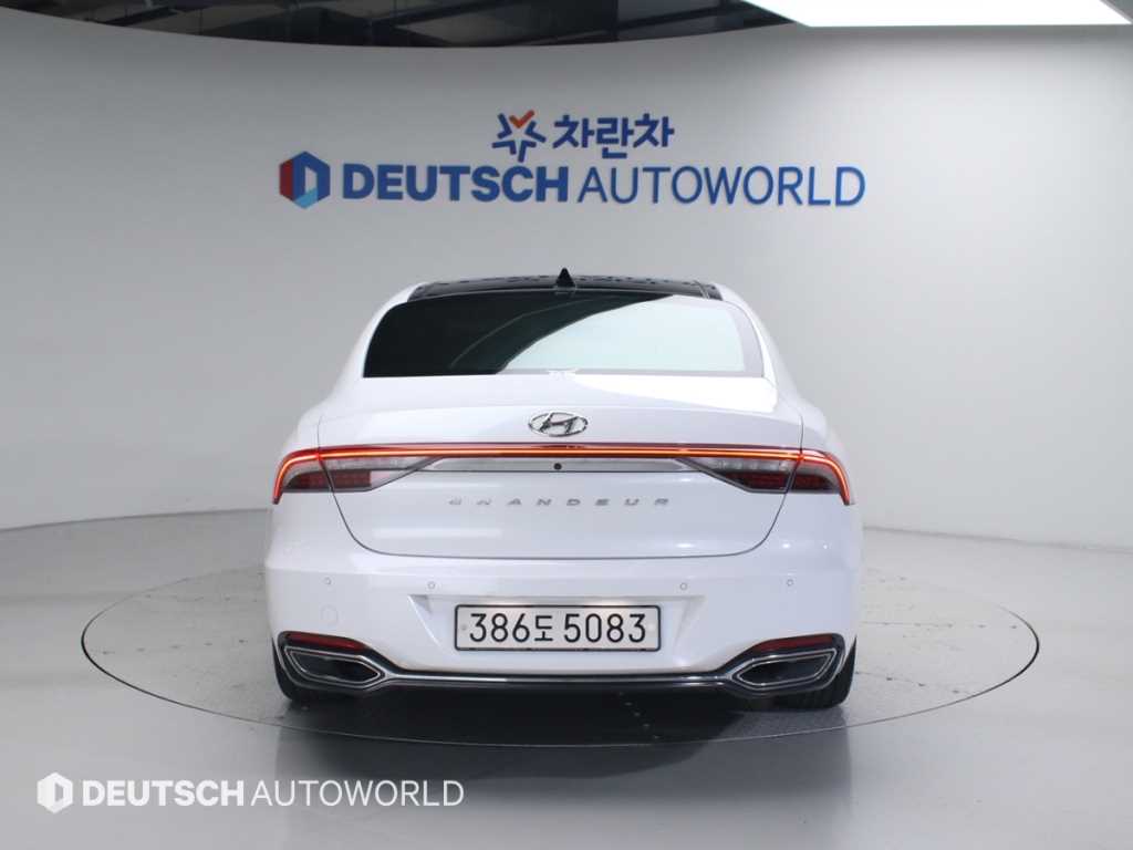 HYUNDAI Grandeur - Vista 4