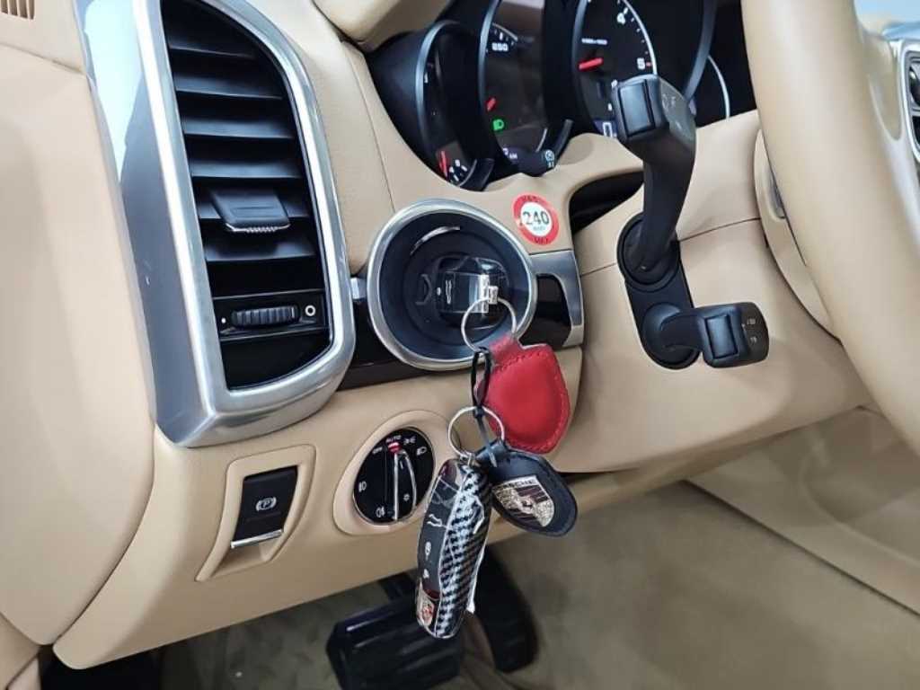 Porsche Cayenne 2017 Negro - Importación desde Corea - HF Imports Iquique - Foto 14