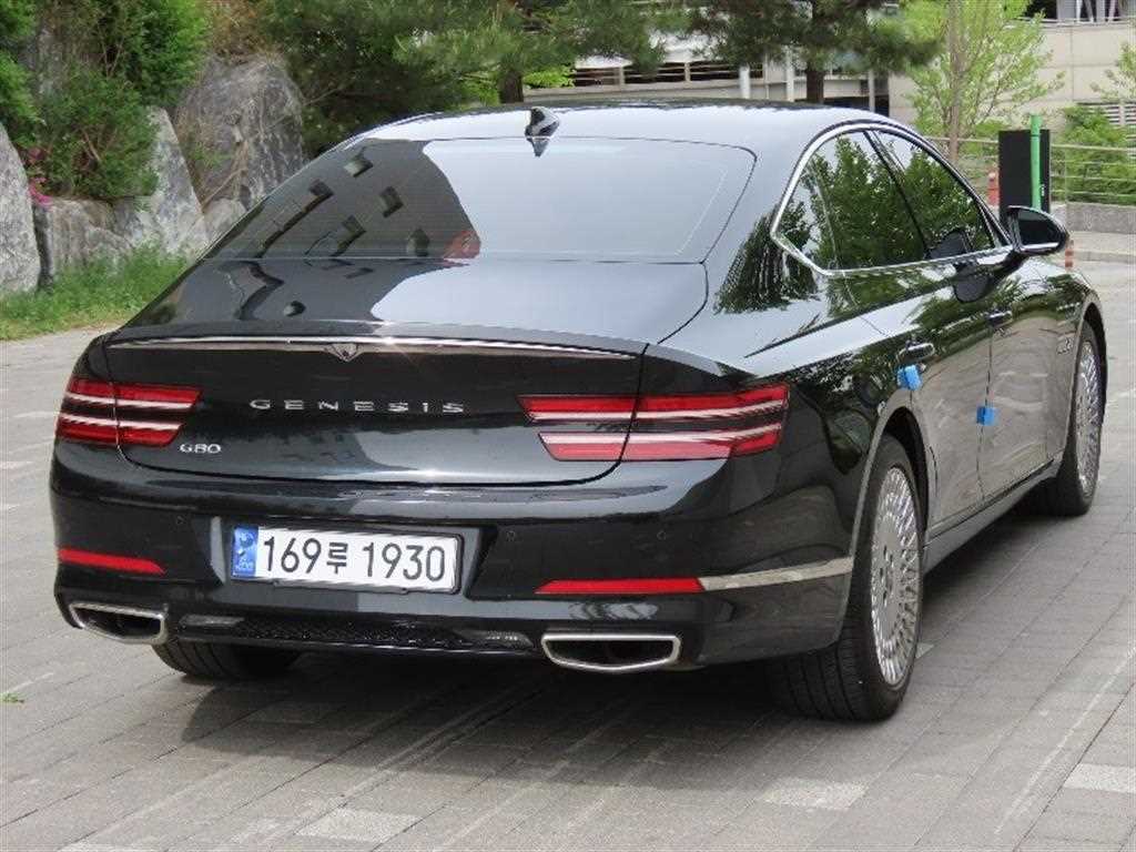 Genesis G80 - Vista 3