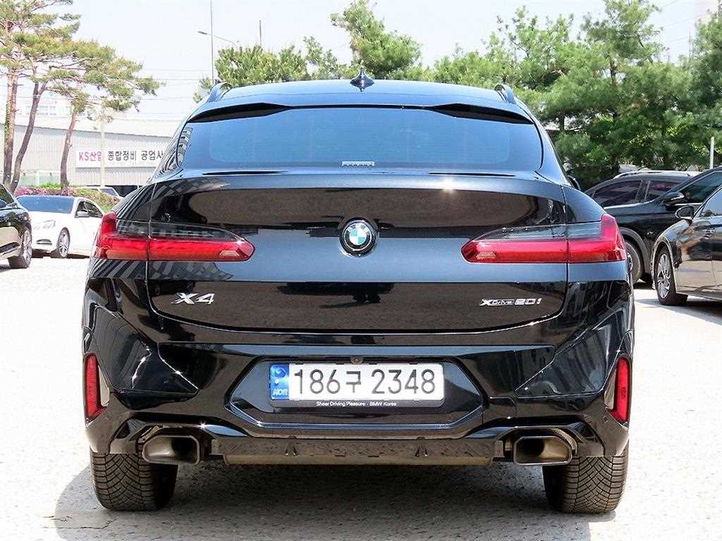 BMW X4 - Vista 4