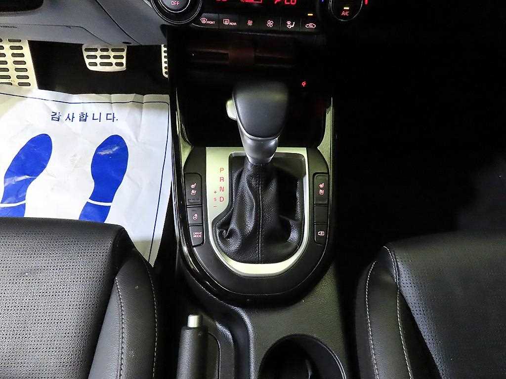 KIA K3 - Vista 12