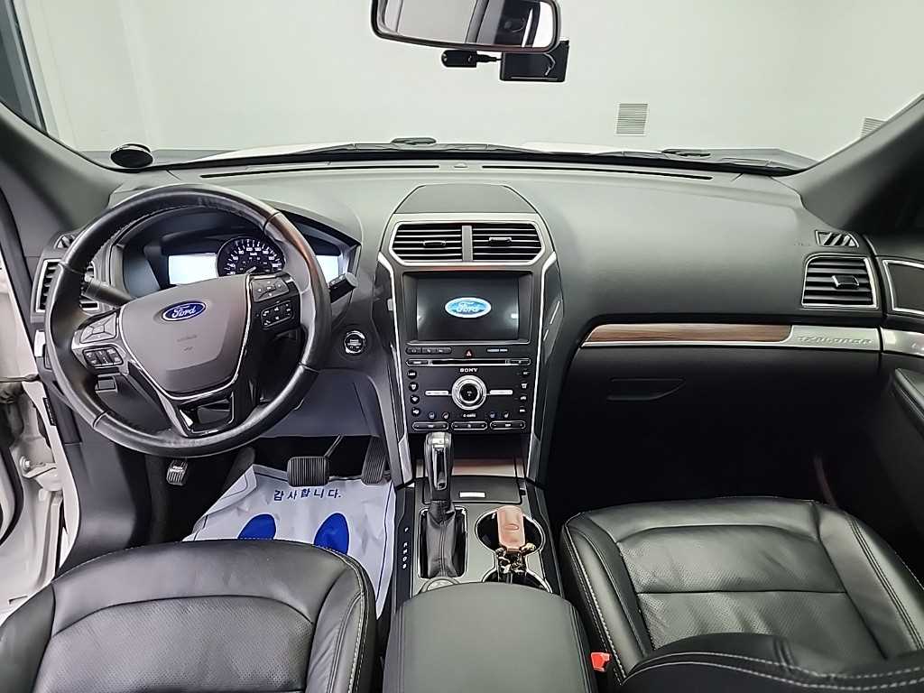 Ford Explorer - Vista 7