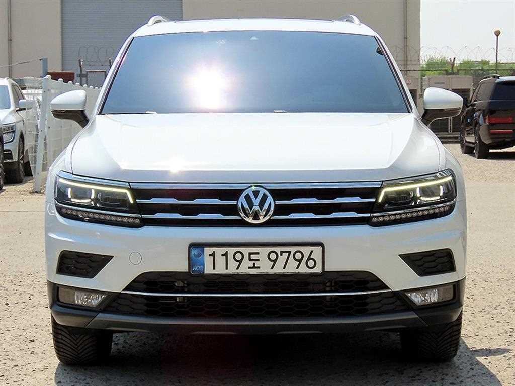 Volkswagen Tiguan - Vista 2