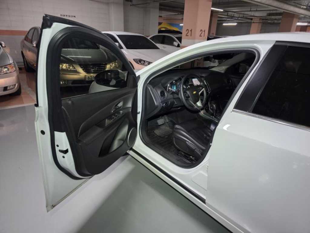 Chevrolet Cruise - Vista 5