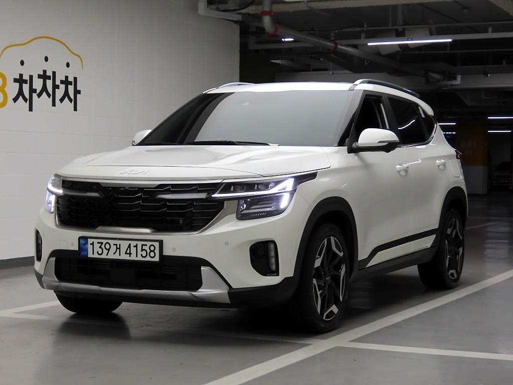 KIA Seltos - Vista 2